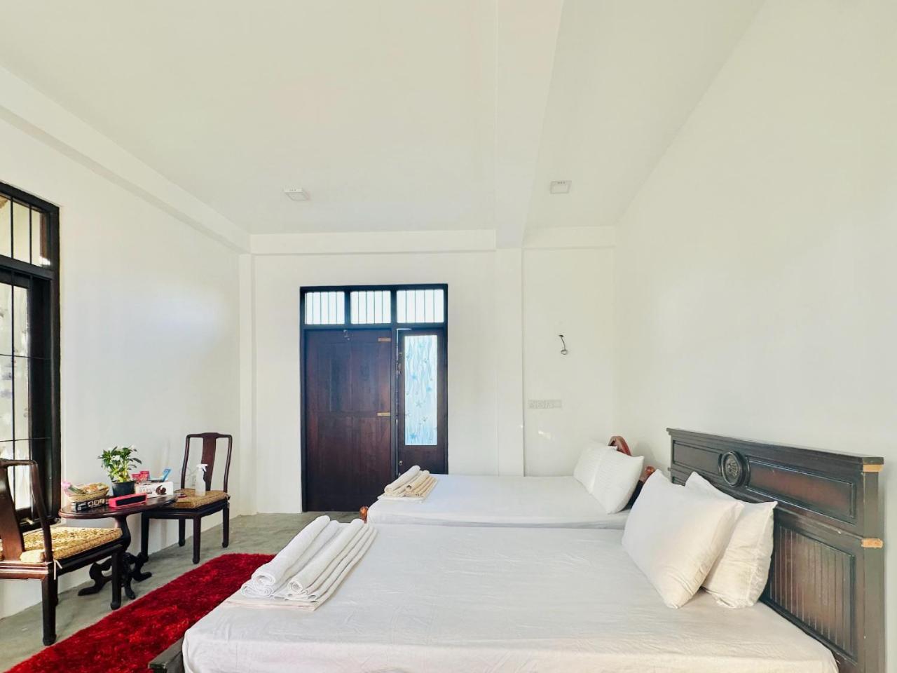 Sea Breeze Guest House Негомбо Экстерьер фото