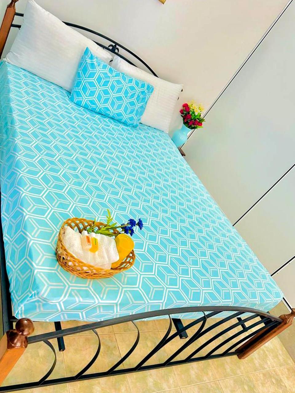Sea Breeze Guest House Негомбо Экстерьер фото
