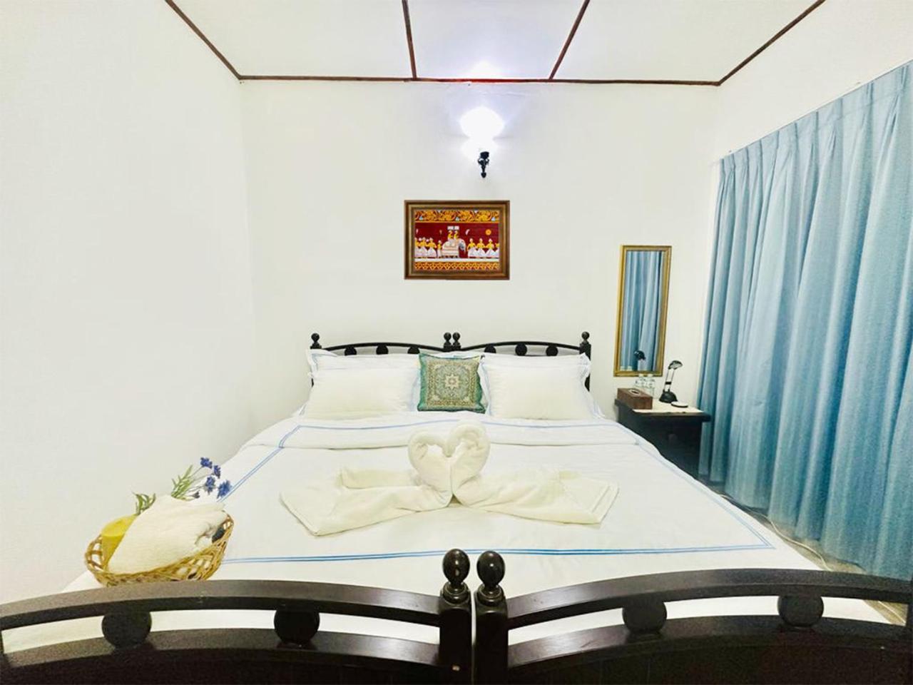 Sea Breeze Guest House Негомбо Экстерьер фото