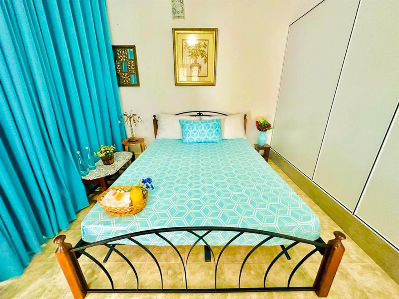 Sea Breeze Guest House Негомбо Экстерьер фото